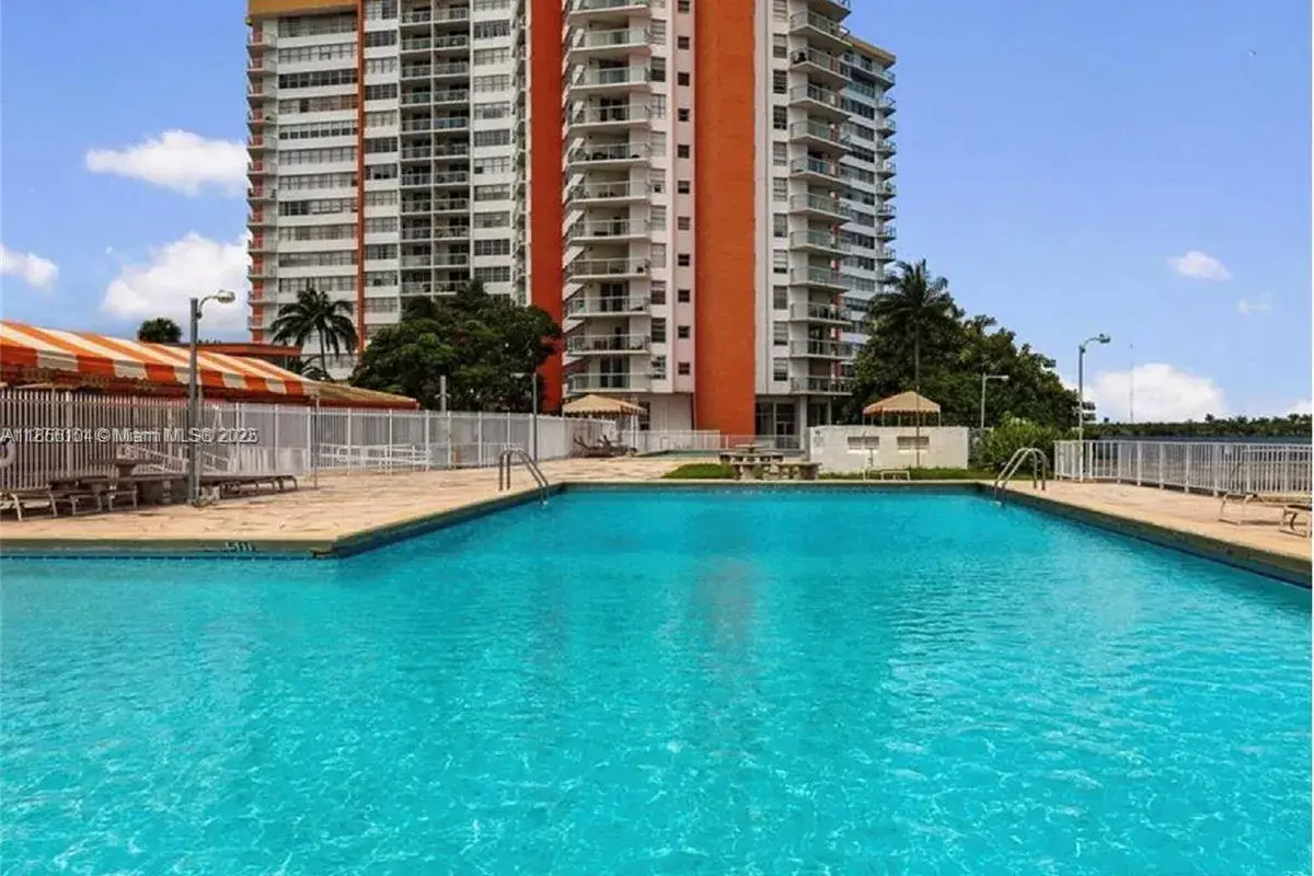1351 NE Miami Gardens Dr # 1601E, Miami FL 33179