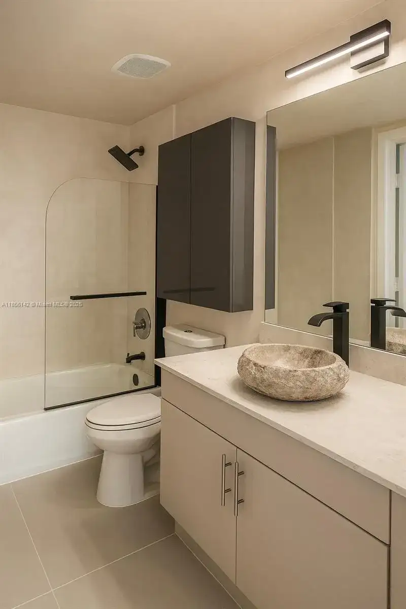 1861 NW S River Dr # 1505, Miami FL 33125 photo 4