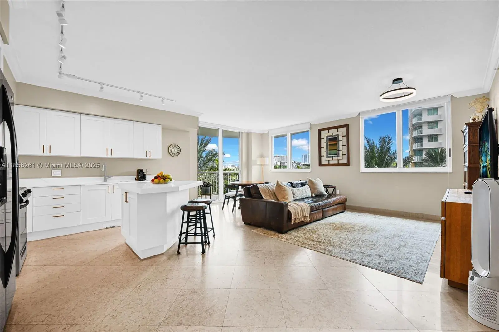 1745 E Hallandale Beach Blvd # 303W, Hallandale Beach FL 33009