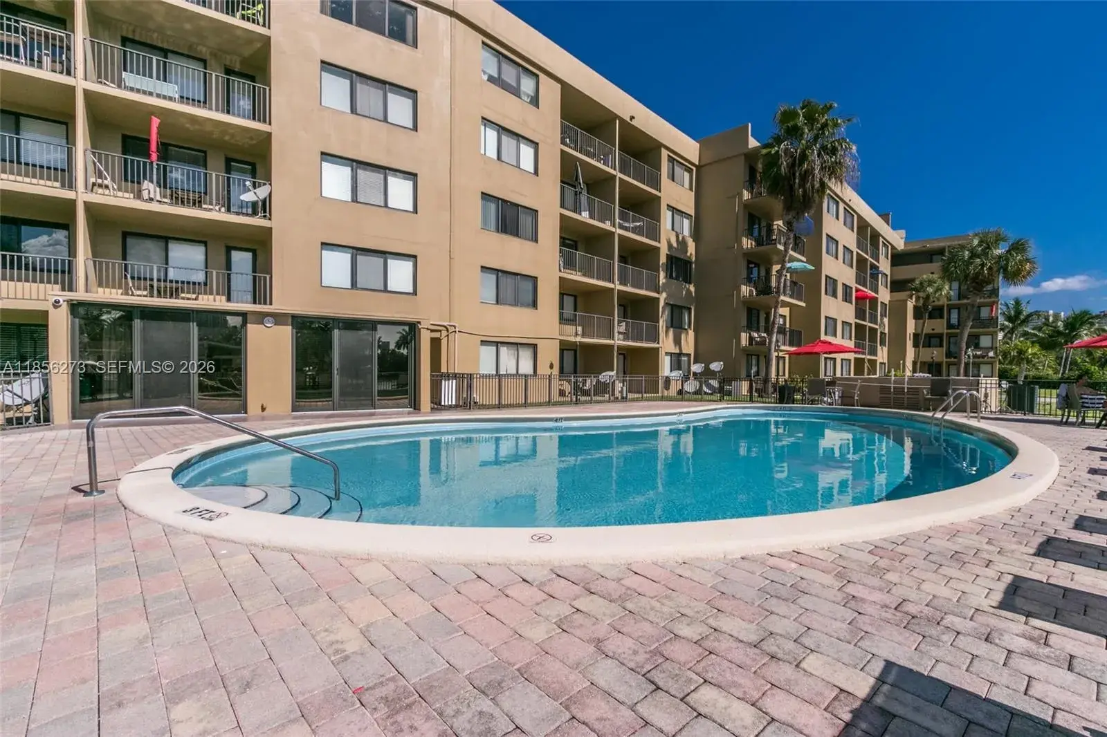 301 Golden Isles Dr # 514, Hallandale Beach FL 33009