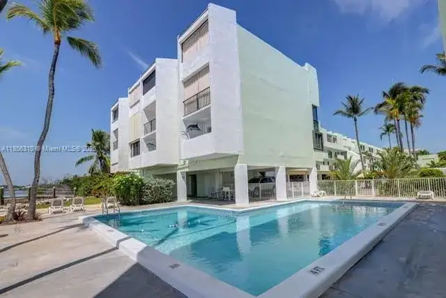 87455 Old Hwy # 248, Plantation Key FL 33036 photo 2