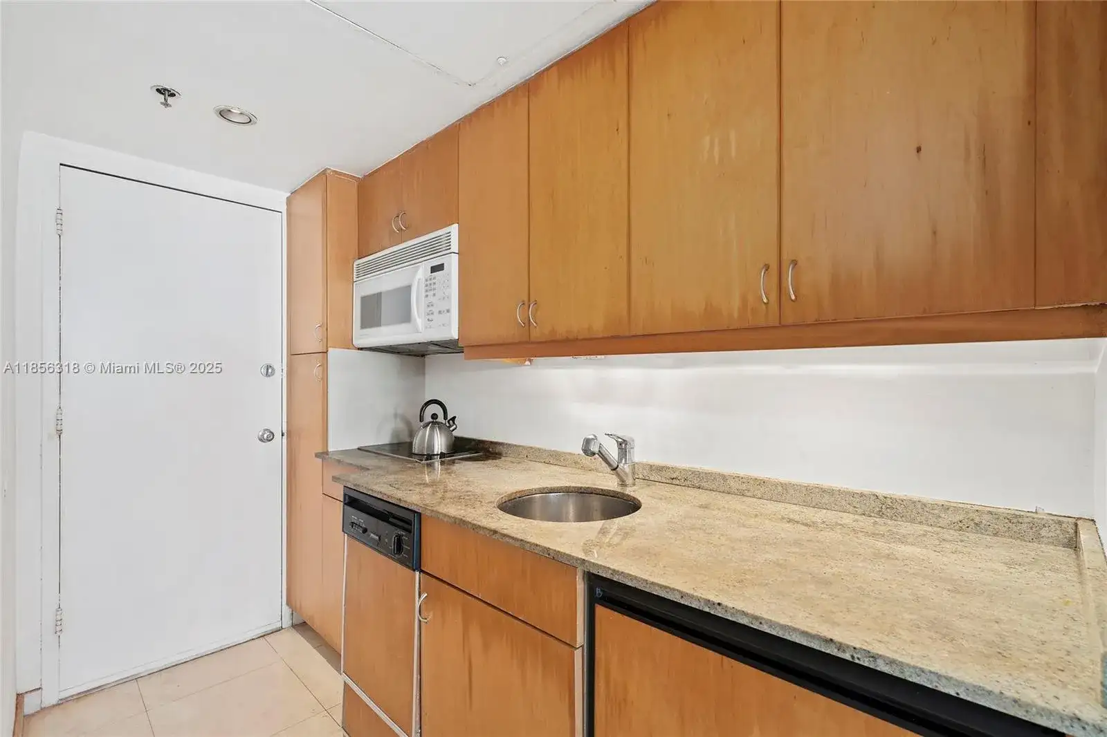 100 Lincoln Rd # 1147A, Miami Beach FL 33139 photo 3