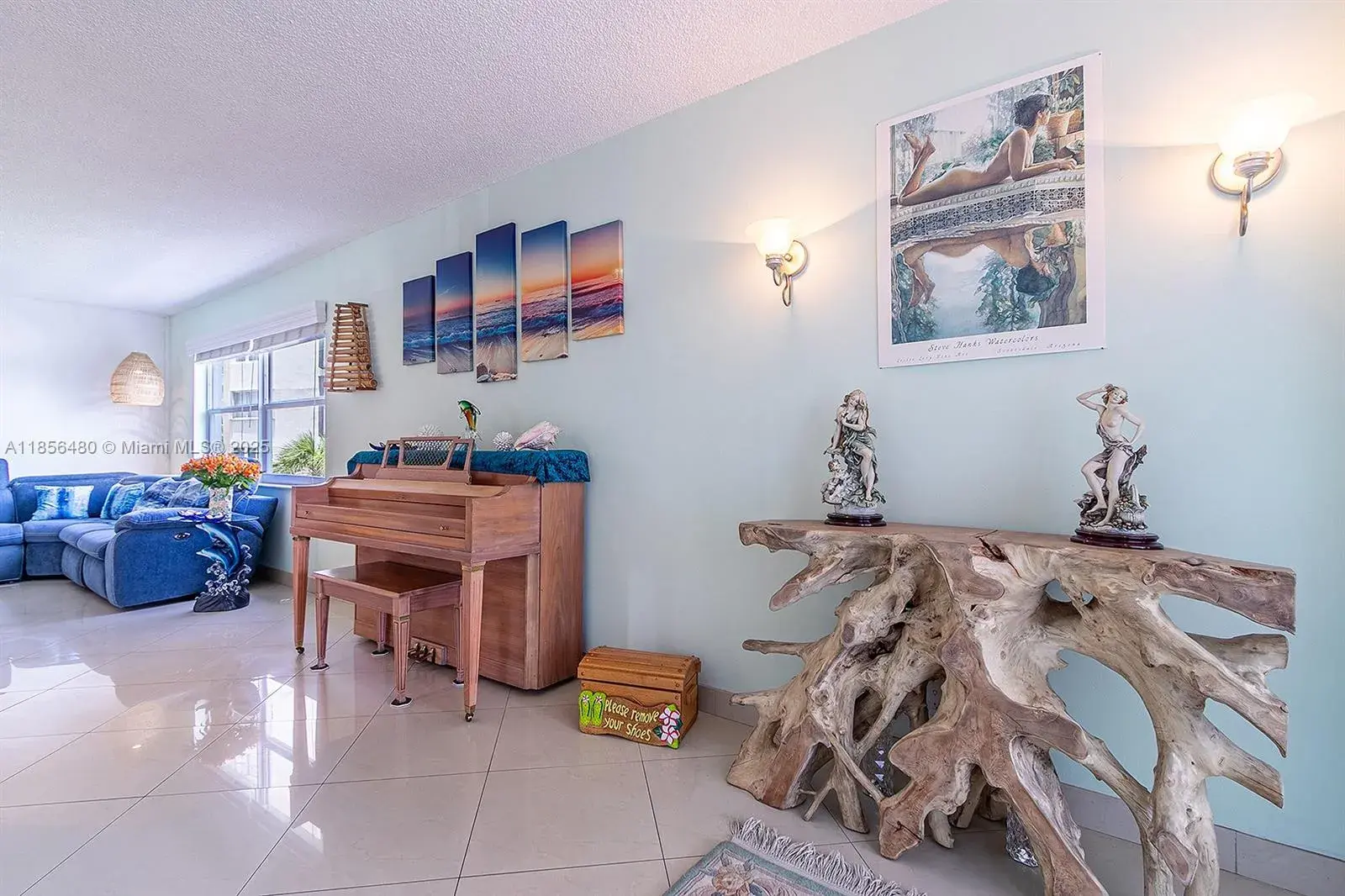 121 Golden Isles Dr # 201, Hallandale Beach FL 33009