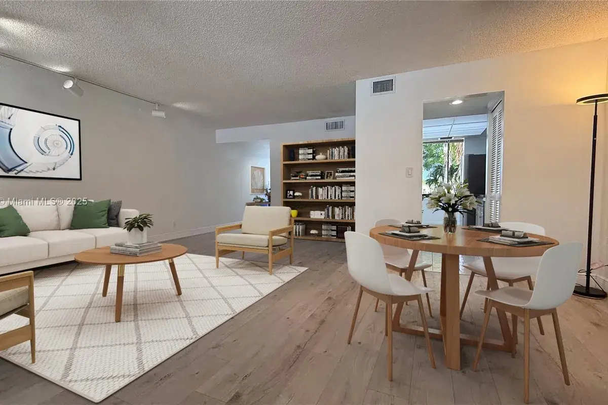 3309 Bridgewood Dr # 3309, Boca Raton FL 33434
