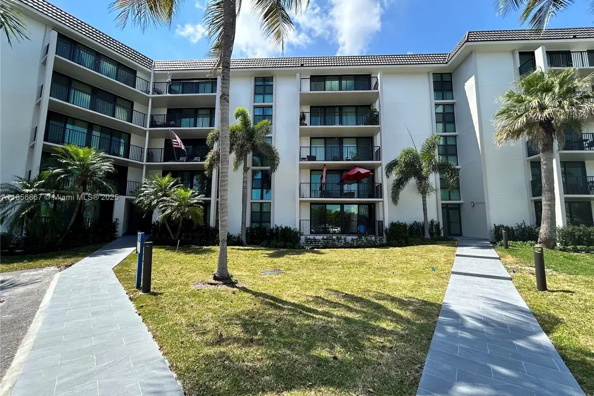 1101 River Reach Dr # 102, Fort Lauderdale FL 33315