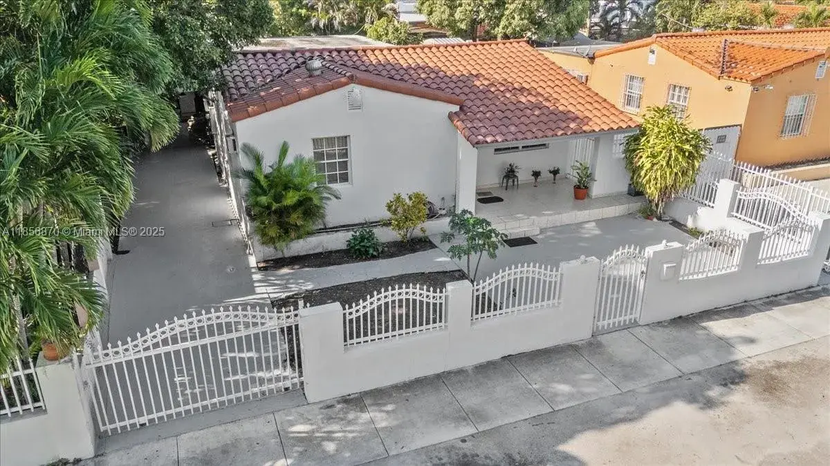 530 Tamiami Blvd, Miami FL 33144
