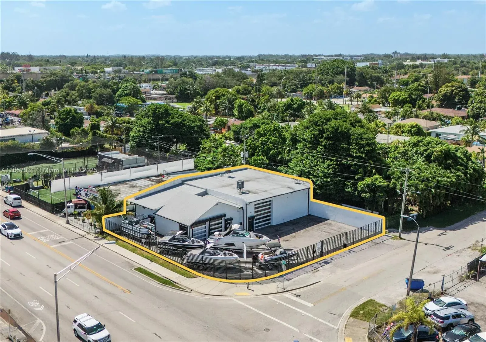 401 NW 79th St, Miami FL 33150