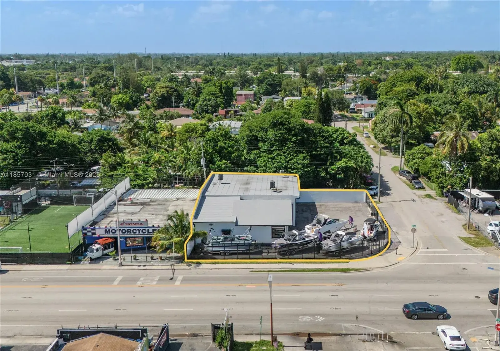 401 NW 79th St, Miami FL 33150