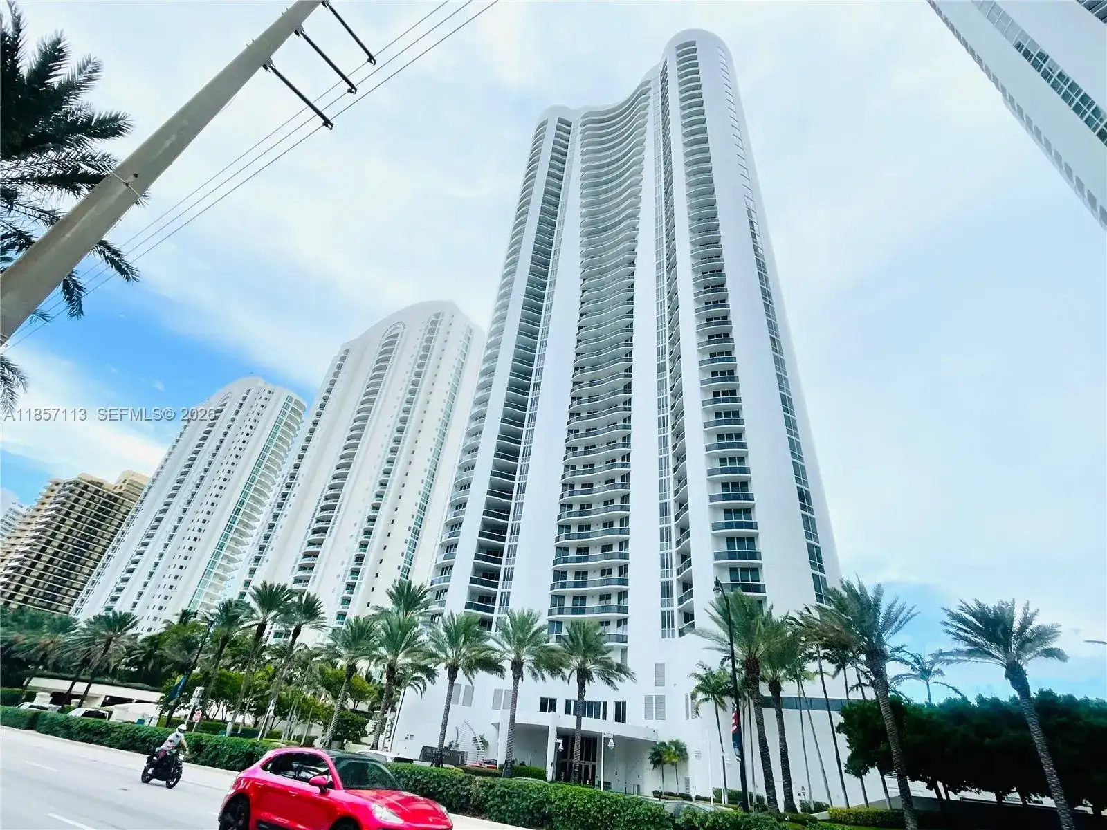 16001 Collins Ave # 1402, Sunny Isles Beach FL 33160 photo 2