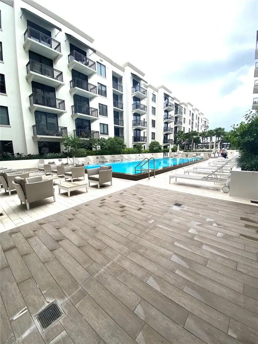 301 Altara Ave, Coral Gables FL 33146 photo 5