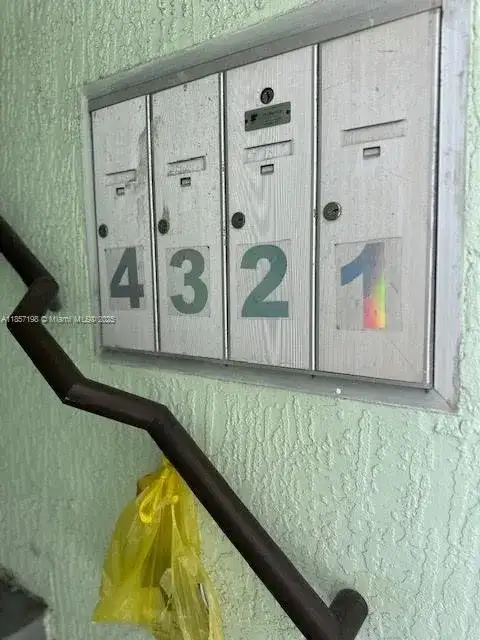220 NW 7th Ave # 1, Miami FL 33128 photo 4