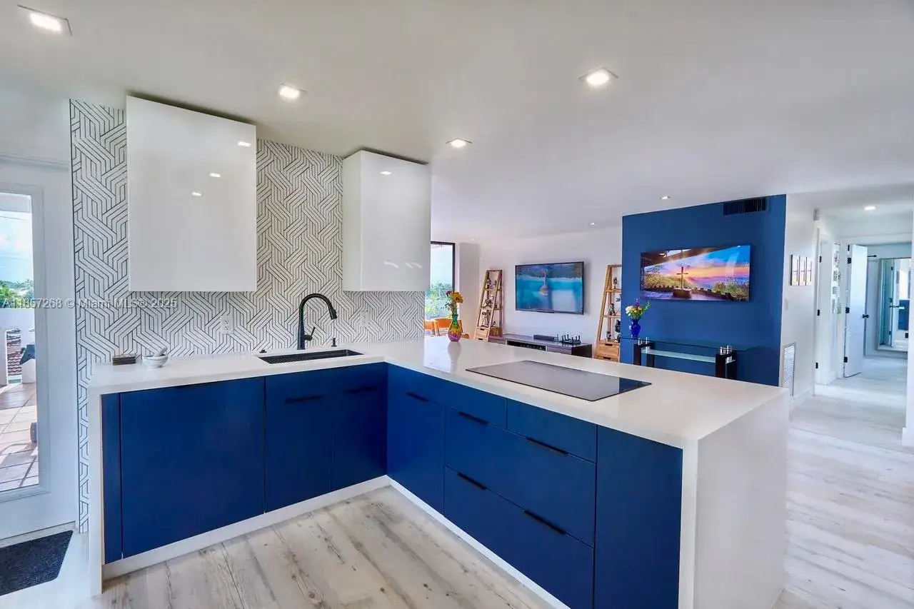 3545 NE 166th St # 510, North Miami Beach FL 33160