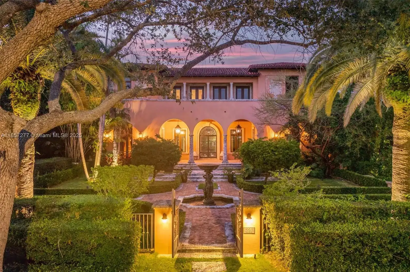 221 Casuarina Concourse, Coral Gables FL 33143 photo 3