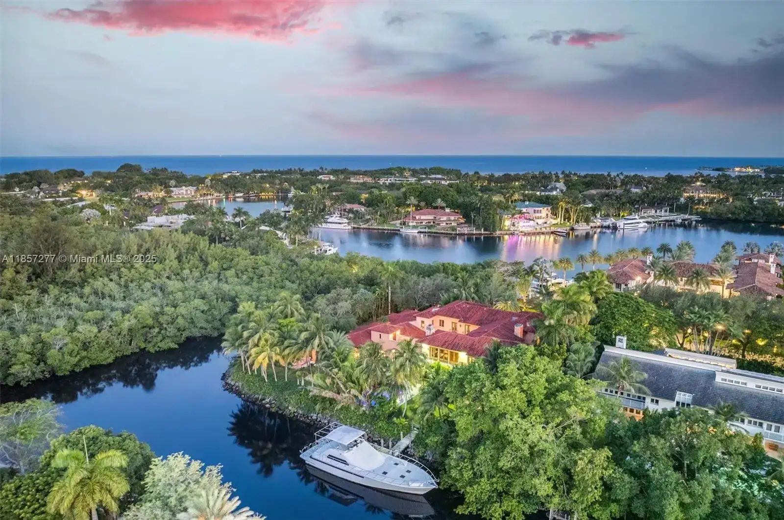 221 Casuarina Concourse, Coral Gables FL 33143 photo 4