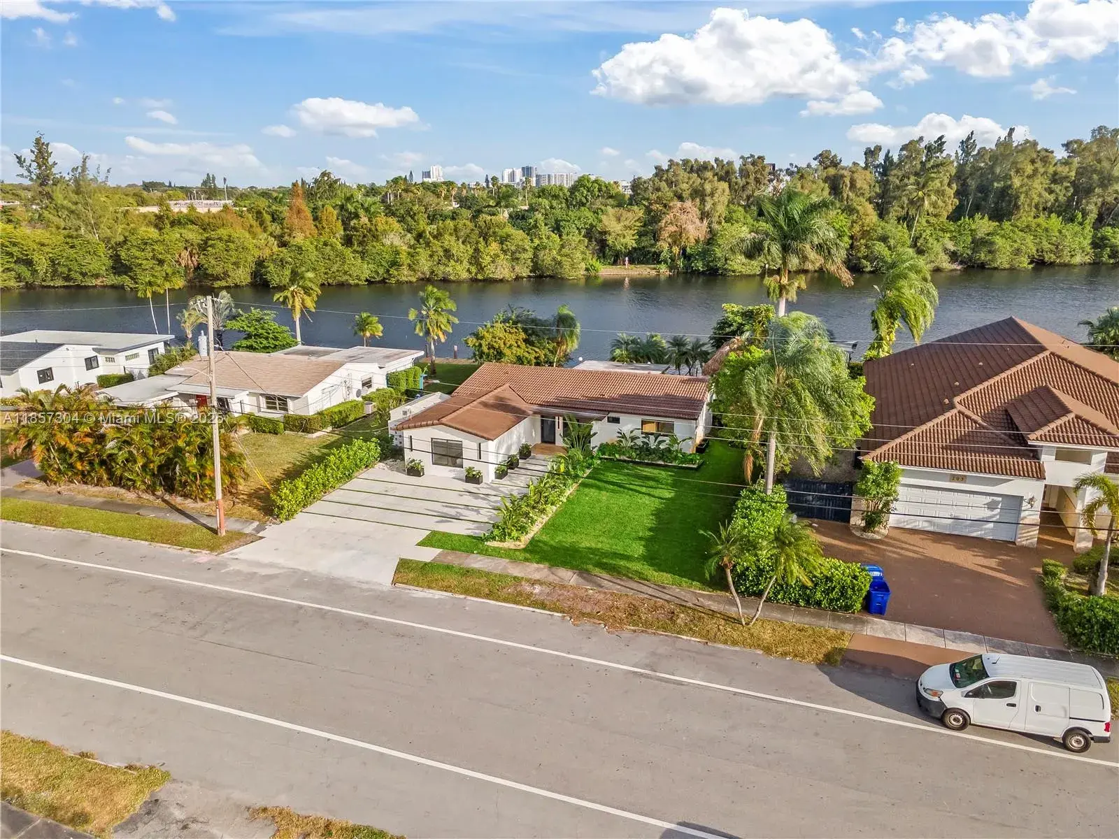 209 N 31st Ave # 1, Hollywood FL 33021