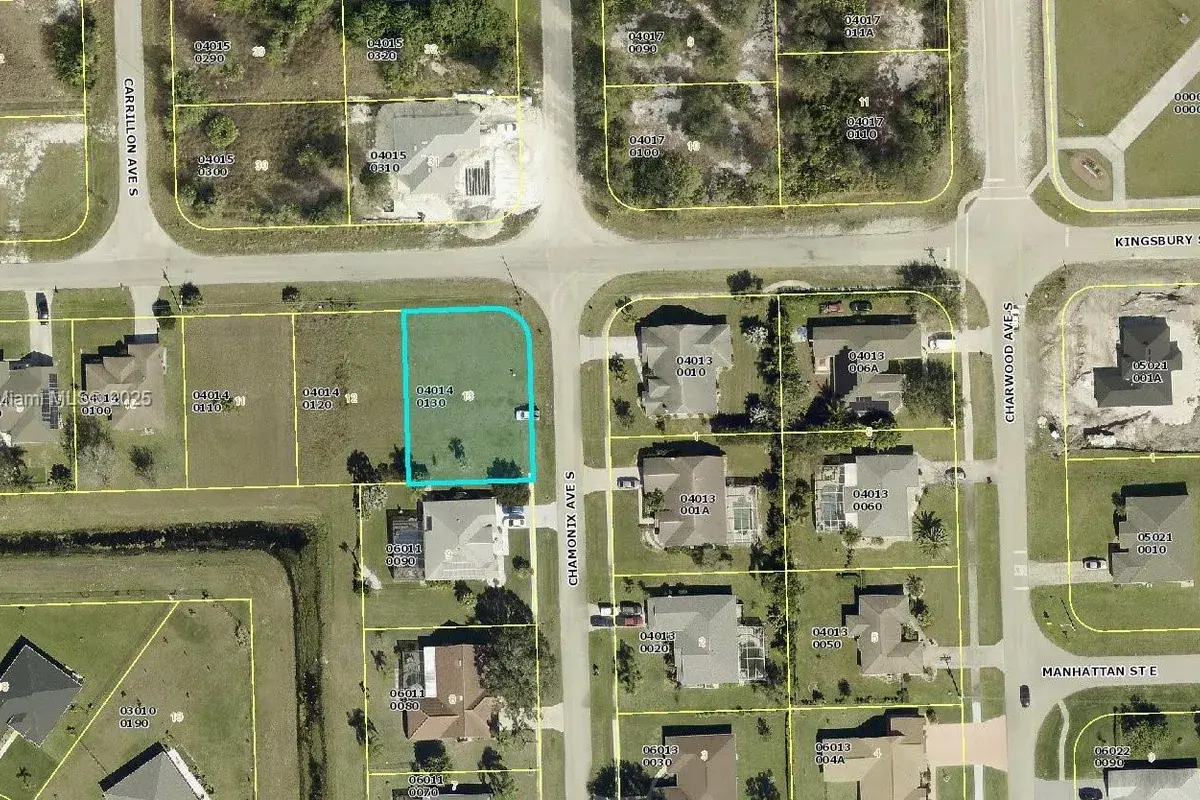 648 Kingsbury St E, Other City - In The State Of Florida FL 33974