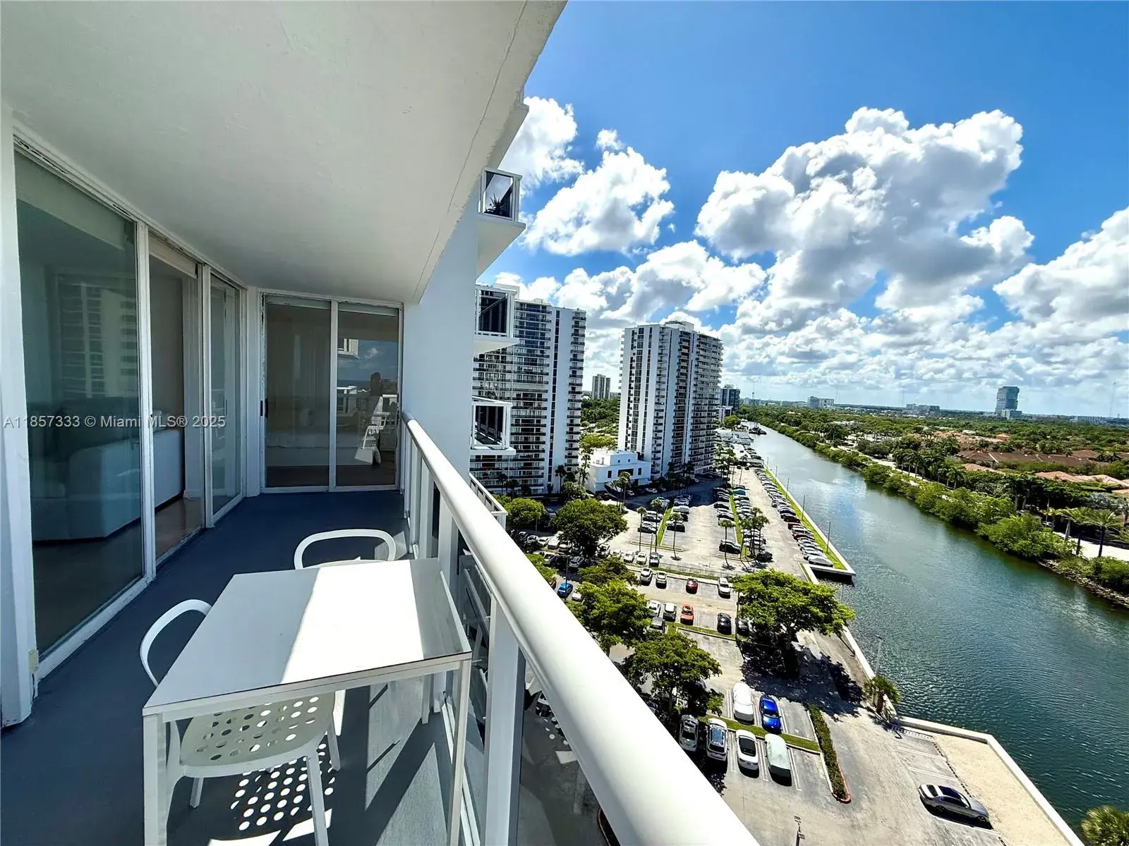 20505 E Country Club Dr # 1432, Aventura FL 33180