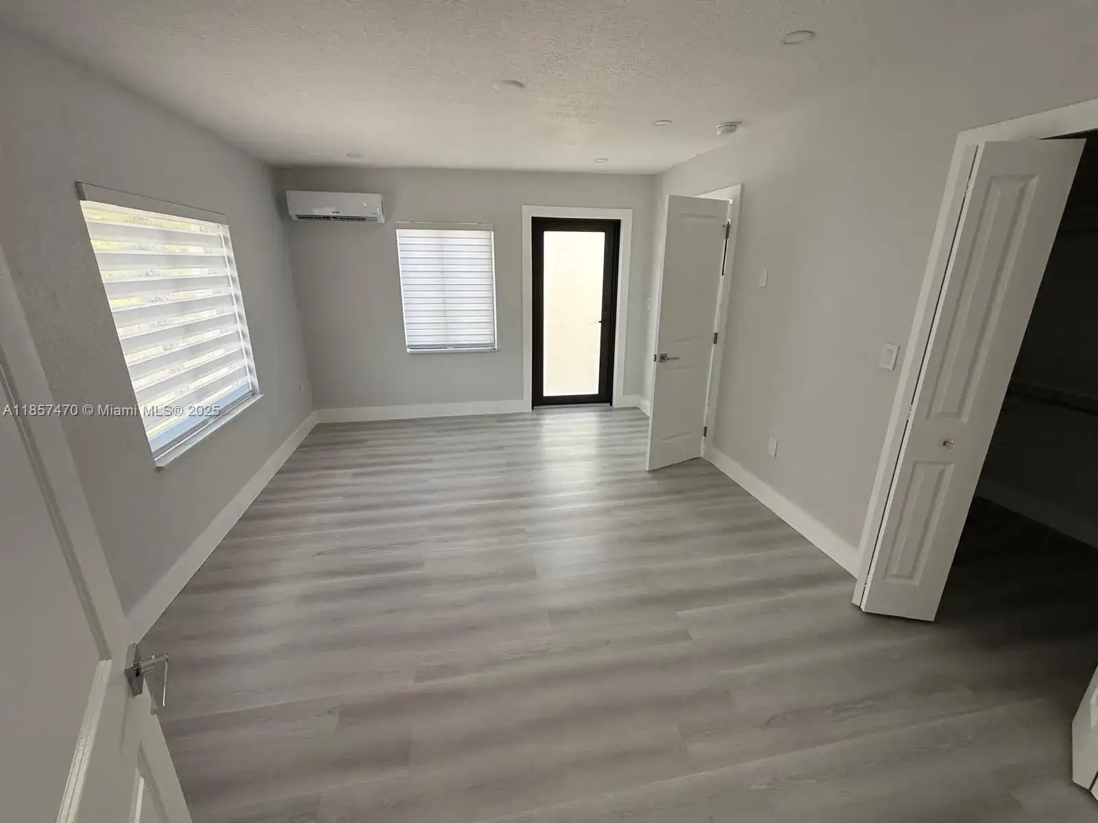3601 NW 4th St, Miami FL 33125 photo 5