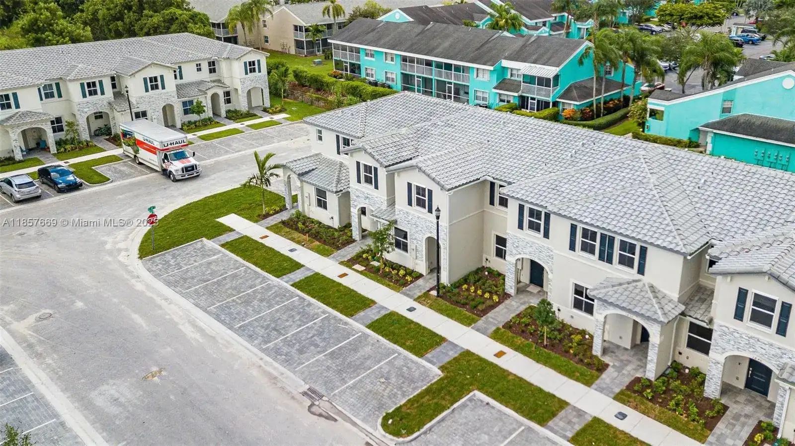1870 SE 26th Ter, Homestead FL 33035 photo 3