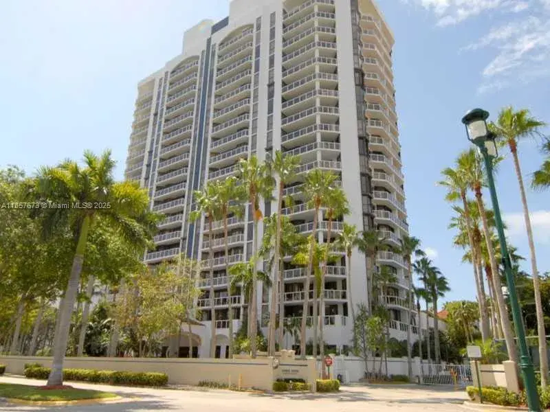 3600 YACHT CLUB DR # 1503, Aventura FL 33180
