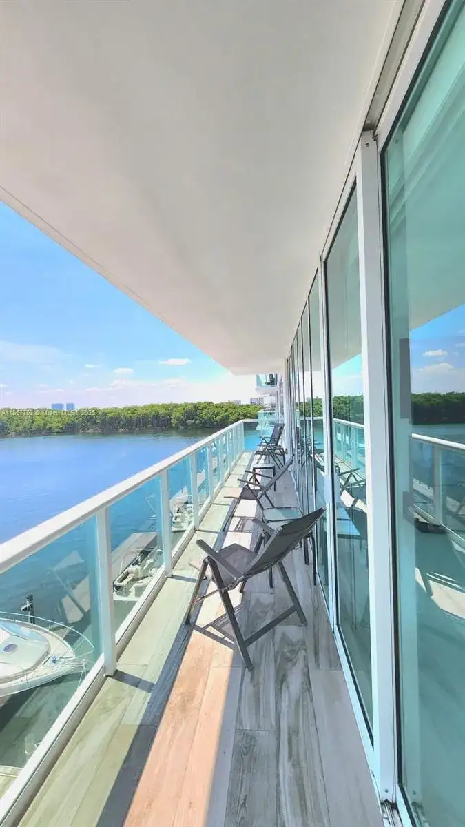 400 Sunny Isles Blvd # 515, Sunny Isles Beach FL 33160 photo 2