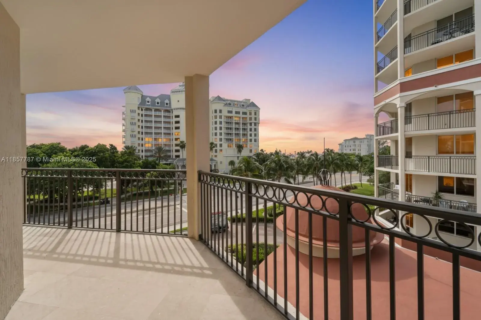 2011 N Ocean Blvd # 401, Fort Lauderdale FL 33305
