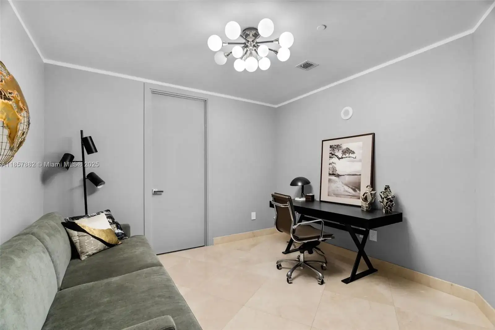 16001 Collins Ave # 907, Sunny Isles Beach FL 33160 photo 4