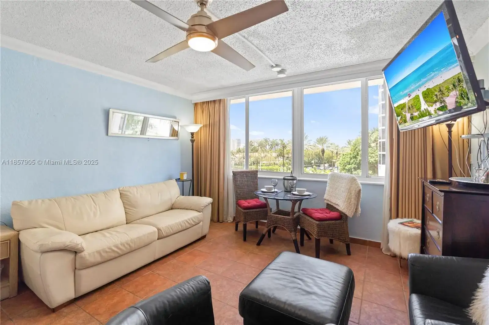 19201 Collins Ave # 129, Sunny Isles Beach FL 33160 photo 4