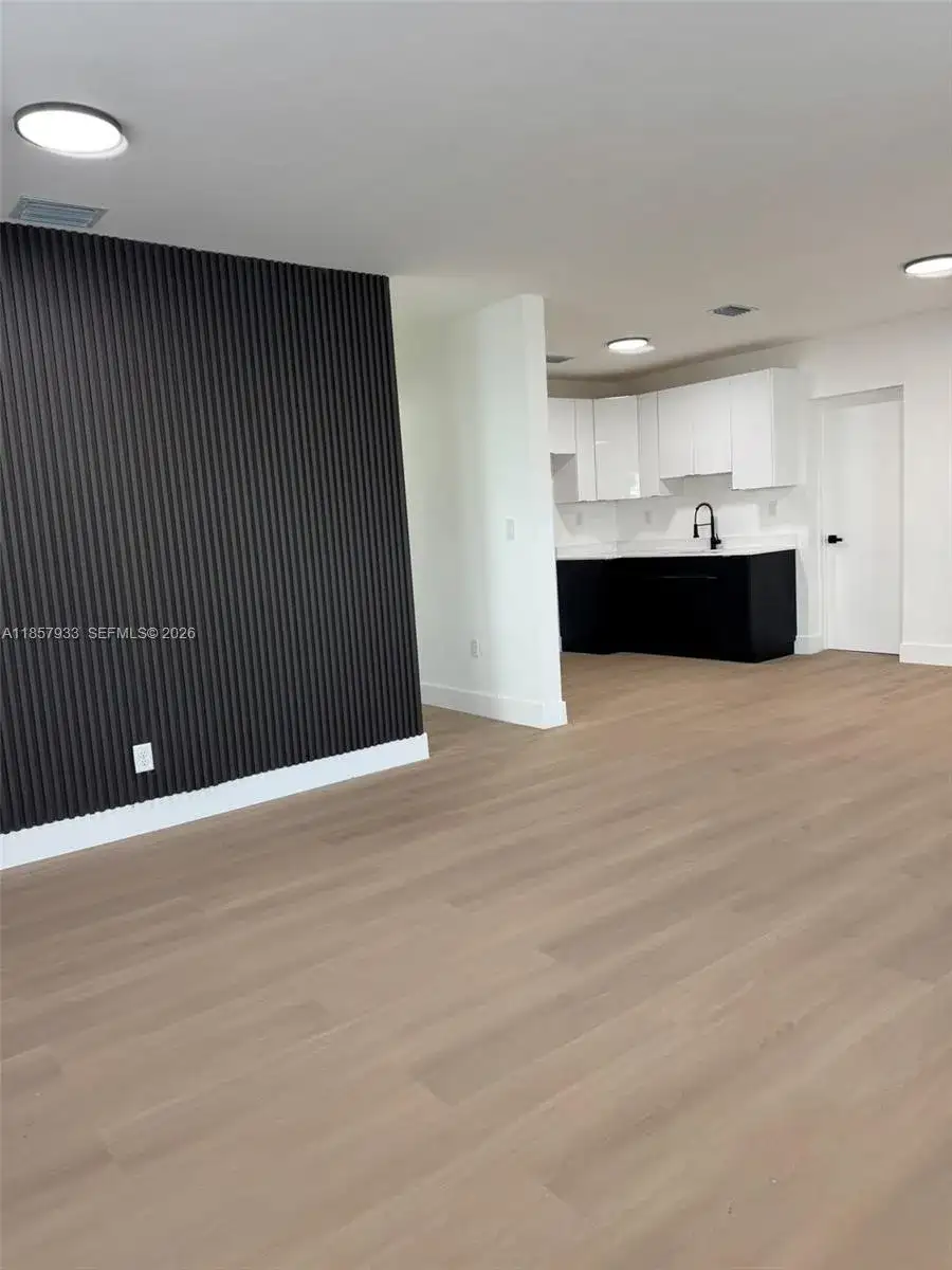 1366 NW 75th St, Miami FL 33147 photo 5