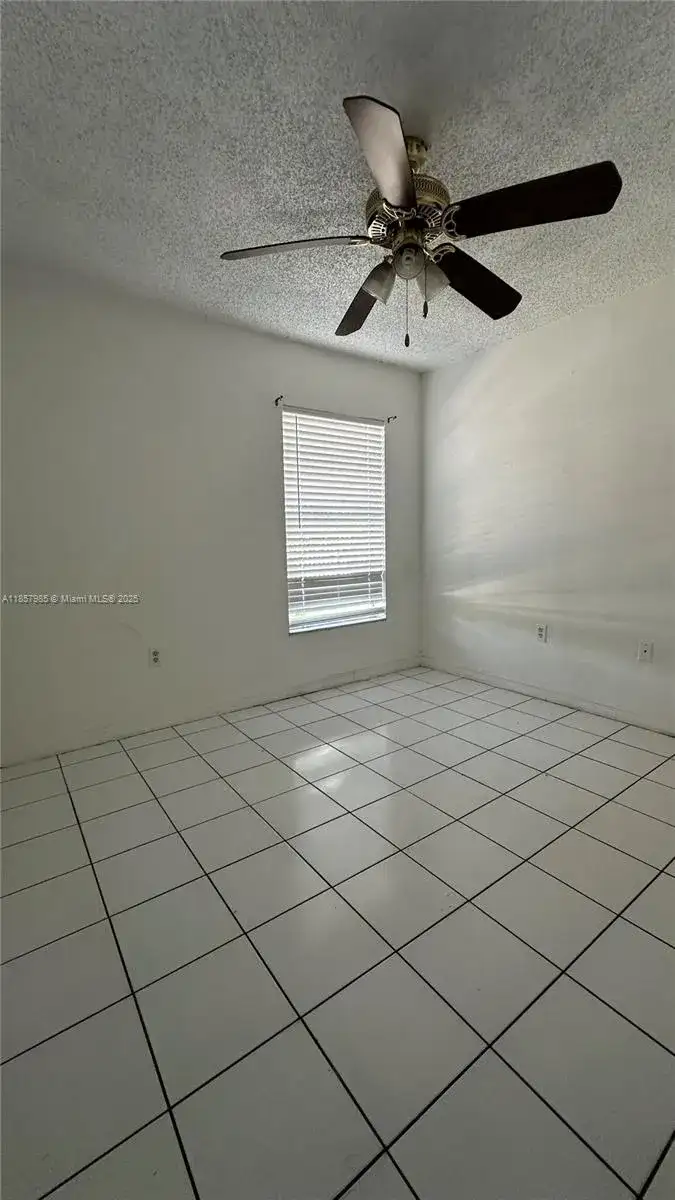 2138 SW 6th St # 102, Miami FL 33135 photo 3