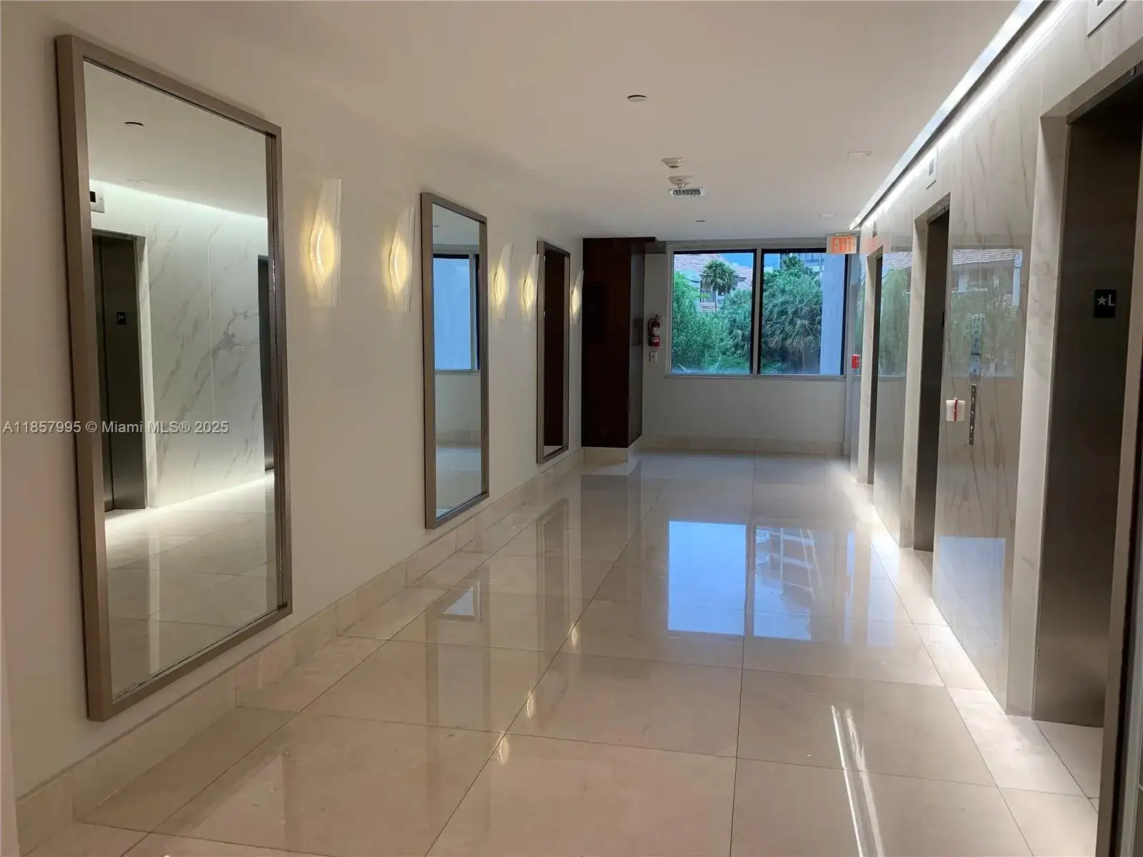 540 Brickell Key Dr # 818, Miami FL 33131 photo 5
