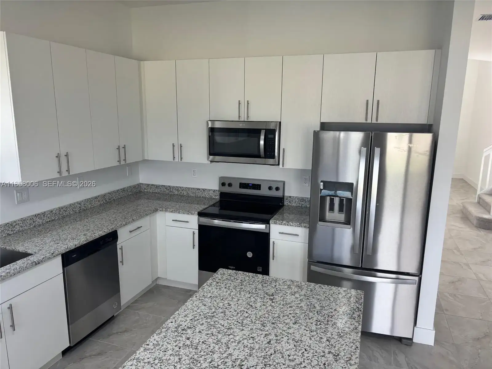 18903 SW 317th Ter, Homestead FL 33030 photo 2