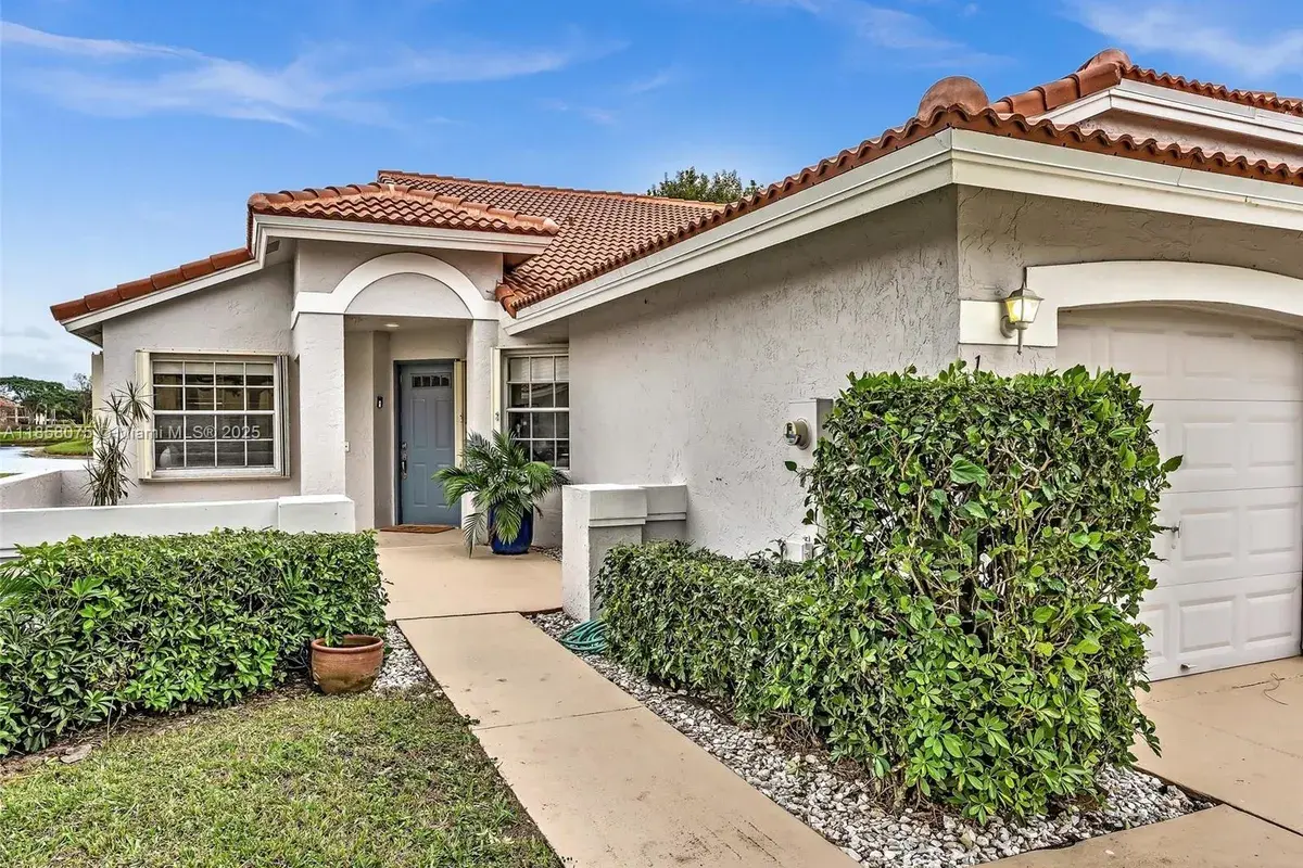 15212 W Tranquility Lake Dr, Delray Beach FL 33446