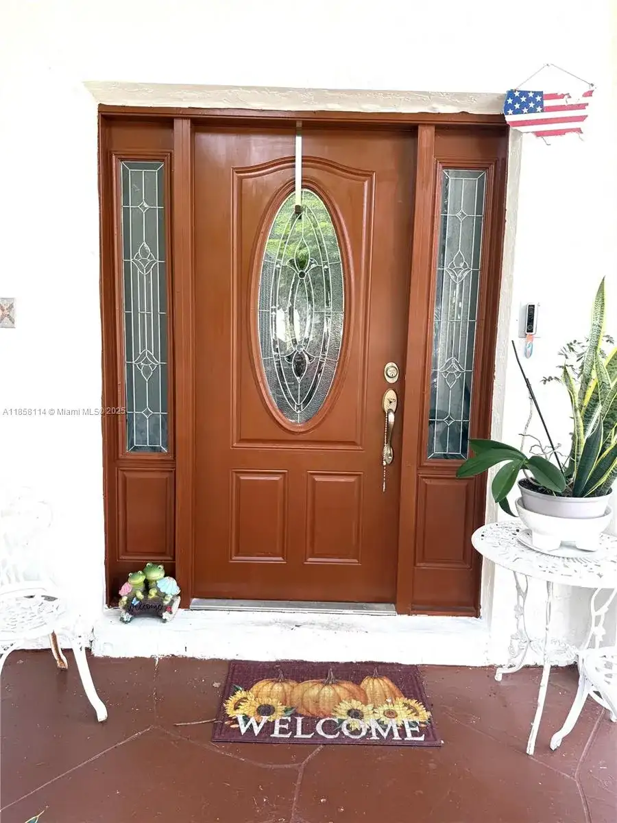 11266 SW 33rd St, Miami FL 33165 photo 3