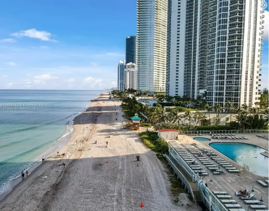 19201 Collins Ave # 611, Sunny Isles Beach FL 33160 photo 2