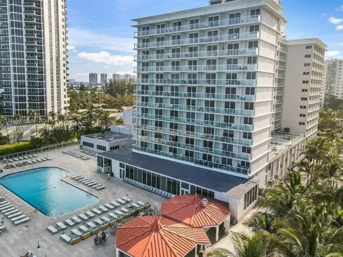 19201 Collins Ave # 611, Sunny Isles Beach FL 33160 photo 5