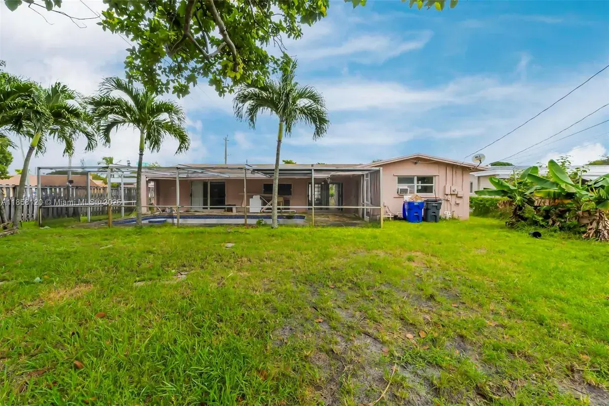 5520 Johnson St, Hollywood FL 33021