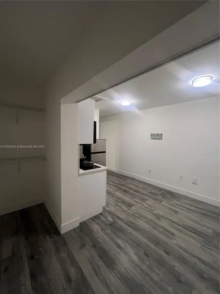 3417 NW 22nd Ave # 13, Miami FL 33142 photo 2