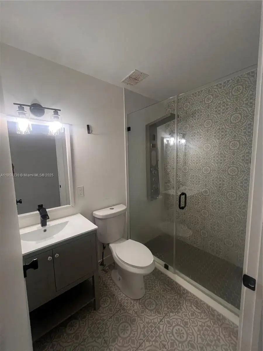 3417 NW 22nd Ave # 13, Miami FL 33142 photo 3