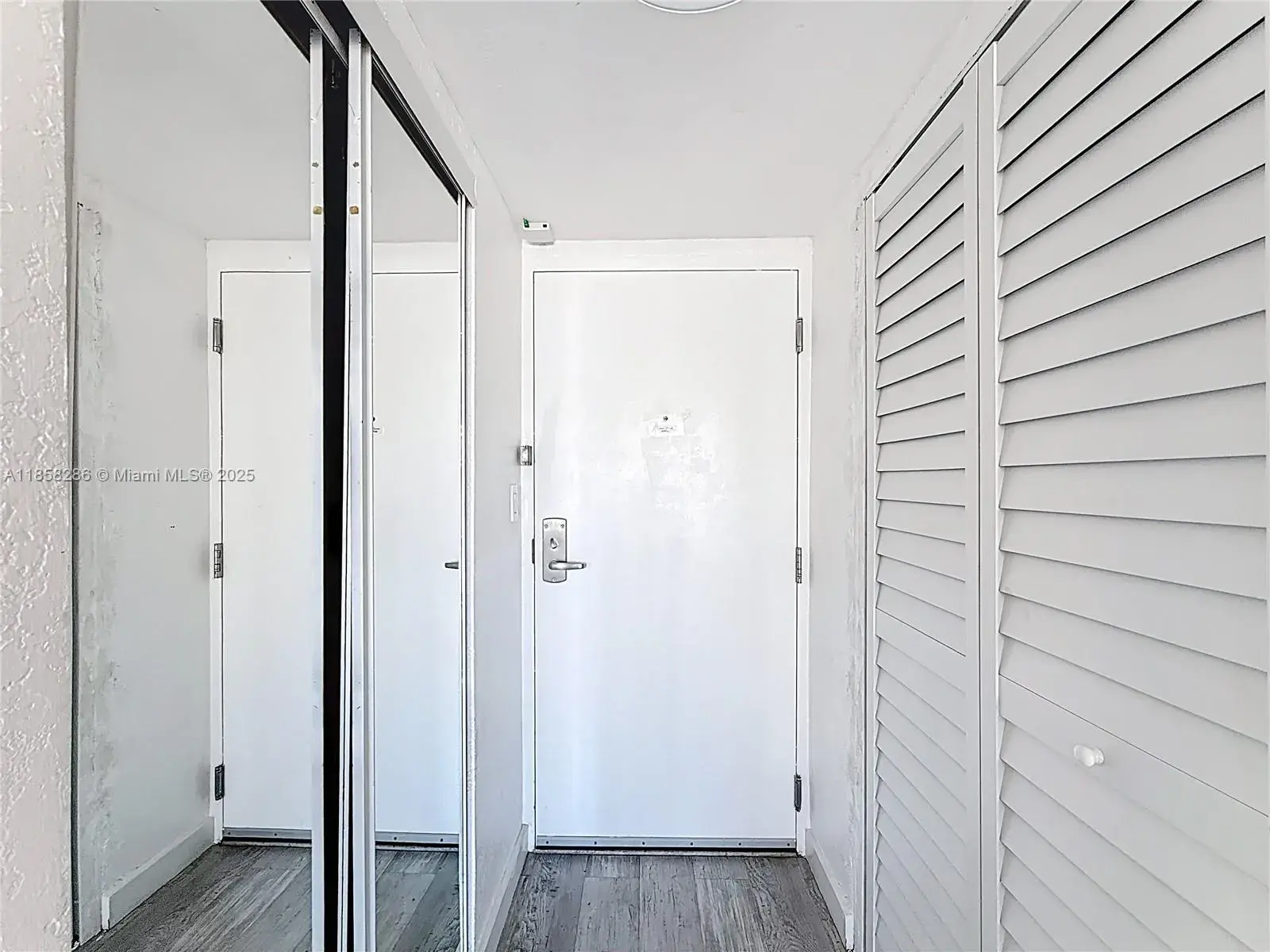 19201 Collins Ave # 636, Sunny Isles Beach FL 33160