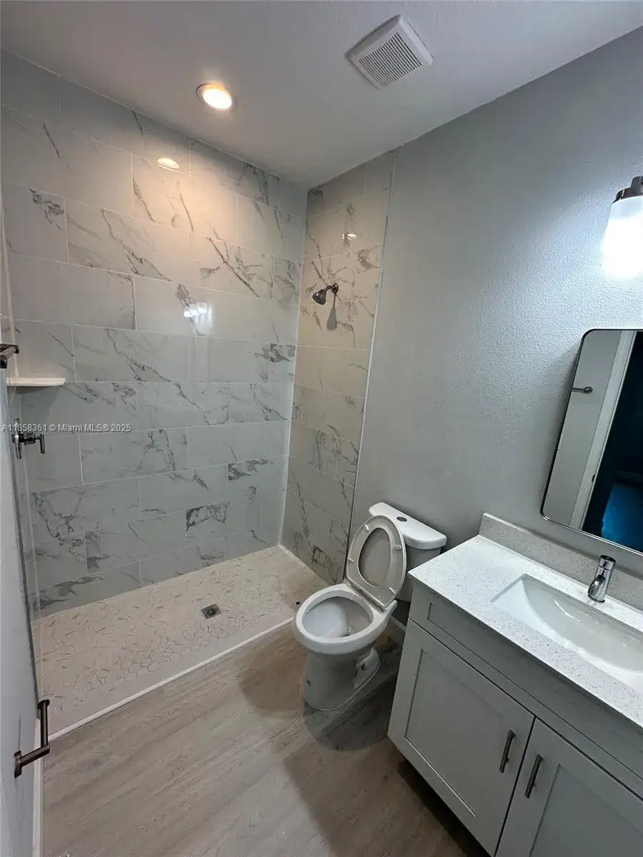 10385 Port Everglades St, Port Charlotte FL 33981 photo 3