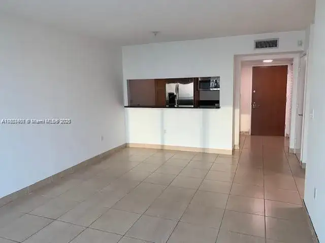 31 SE 5th St # 2603, Miami FL 33131 photo 2