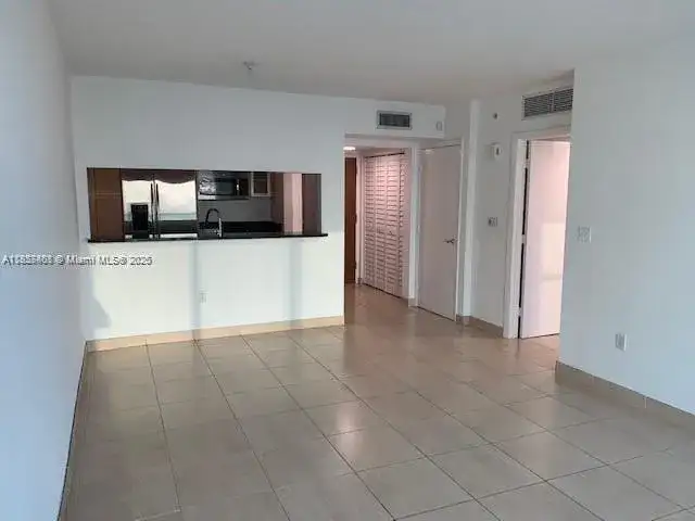 31 SE 5th St # 2603, Miami FL 33131 photo 3