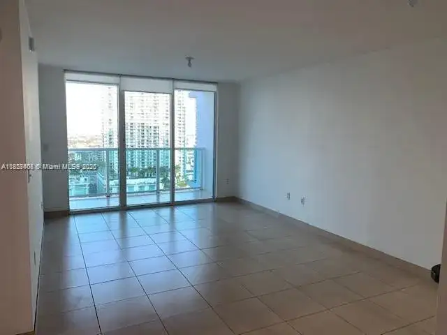 31 SE 5th St # 2603, Miami FL 33131 photo 4