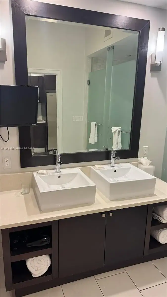 5300 NW 87th Ave # 914, Doral FL 33178 photo 4
