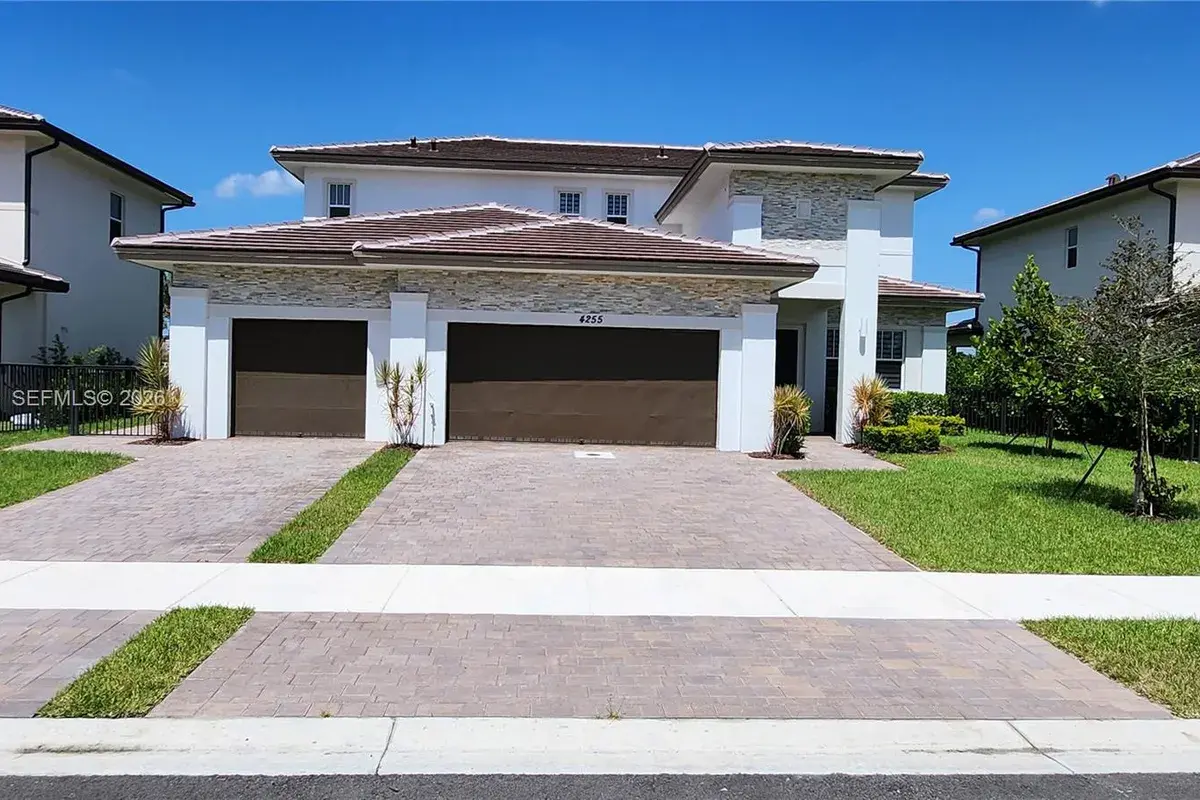 4255 SW 123rd Ter, Davie FL 33330