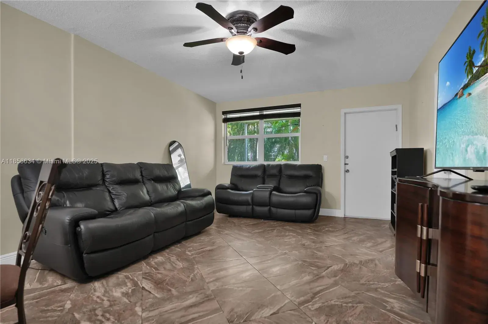 1333 E Hallandale Beach Blvd # 112, Hallandale Beach FL 33009