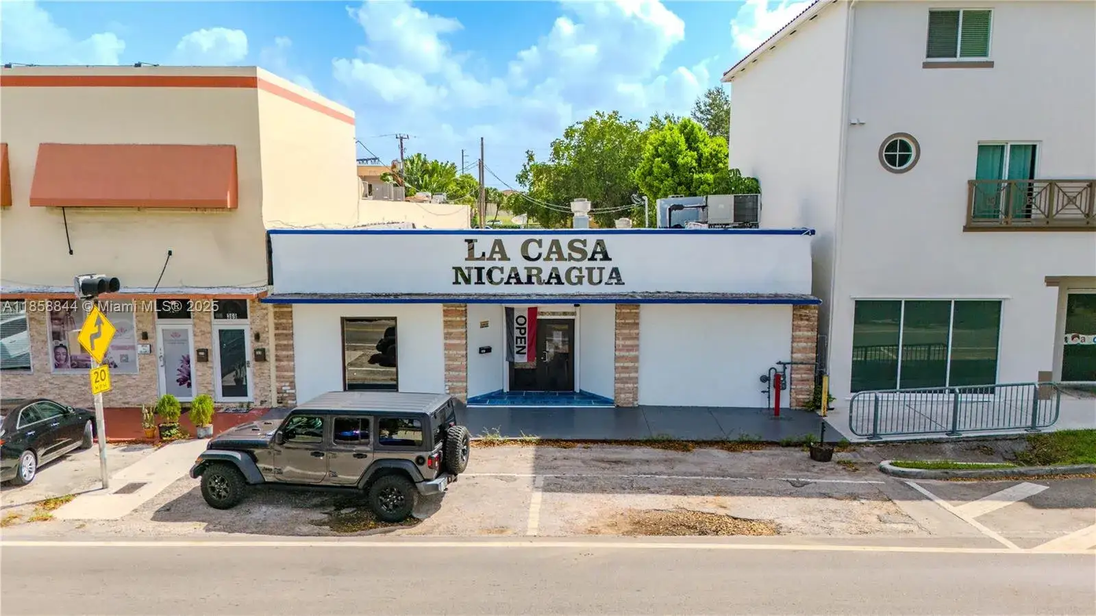 365 N Royal Poinciana Blvd, Miami Springs FL 33166