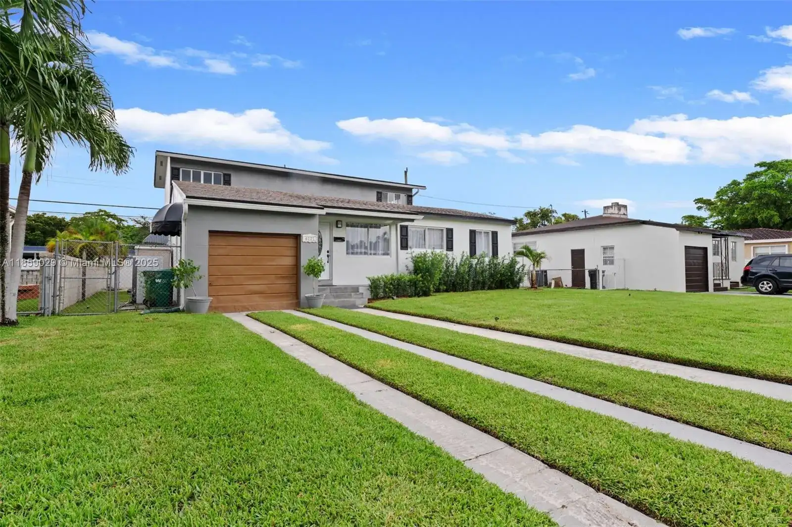 6221 NW 37th Ter, Virginia Gardens FL 33166 photo 2