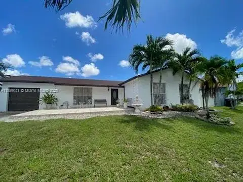 25931 SW 130th Ave, Homestead FL 33032 photo 2